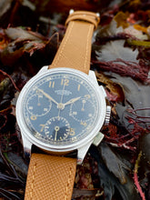 Load image into Gallery viewer, 1940's rare Kronometer Stockholm "Gilt dial". *SERVICED*