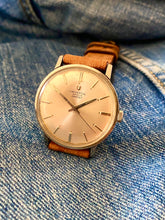 Load image into Gallery viewer, 1960’s rare Universal Geneve ”Compact” ultra thin
