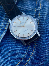 Load image into Gallery viewer, 1966 Omega Automatic Seamaster *SERVICED*