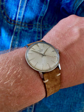 Load image into Gallery viewer, 1960’s rare Universal Geneve ”Compact” ultra thin