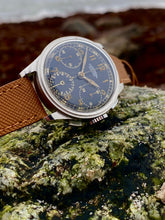Load image into Gallery viewer, 1940's rare Kronometer Stockholm "Gilt dial". *SERVICED*
