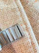Load image into Gallery viewer, Crocodile Bonklip bracelet