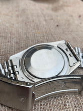 Load image into Gallery viewer, 1973 Rolex GMT Master, ref. 1675 *SERVICED*