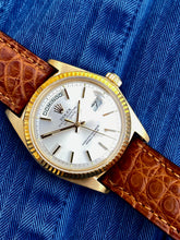 Load image into Gallery viewer, 1973 Rolex day date 18k gold. Ref: 1803