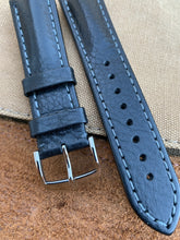 Load image into Gallery viewer, 22mm/20mm HIRSCH &quot;Lucca&quot; Tuscan Calfskin