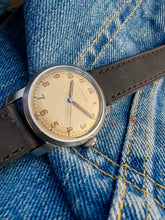 Load image into Gallery viewer, 1940’s ”fat case” Eterna with lovely dial *SERVICED*