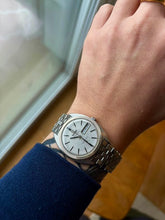 Load image into Gallery viewer, 1967/68 Rare Omega Constellation C-shape with Gay Fréres bracelet *SERVICED*