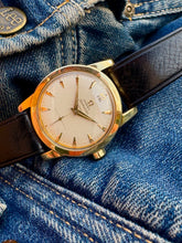 Load image into Gallery viewer, 1952 Crazy Omega automatic Seamaster ”bumper” original buckle and strap *SERVICED*