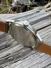 Load image into Gallery viewer, 1966 Omega Seamaster 600 with rare ”circle”-structure dial