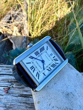 Load image into Gallery viewer, 2012 Very well preserved Cartier Tank Solo XL Full-set