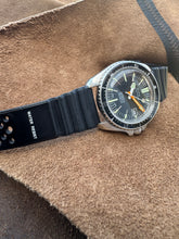 Load image into Gallery viewer, 1970’s CITY Professional automatic MRP SA case *SERVICED*