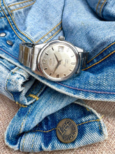 Load image into Gallery viewer, 1958 Enicar Ultrasonic ”Sherpa” date 100/116 BaCNS. Serviced with 1 year warranty