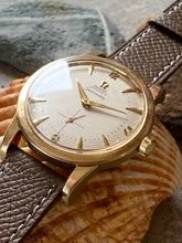 Load image into Gallery viewer, 1951 Rare Omega Seamaster (jumbo) with honeycomb-dial *SERVICED*