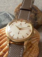 Load image into Gallery viewer, 1951 Rare Omega Seamaster (jumbo) with honeycomb-dial *SERVICED*