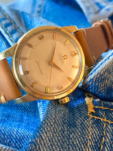 Load image into Gallery viewer, 1958 Rare ”Beefy lug” Omega automatic Seamaster *SERVICED*