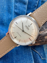 Load image into Gallery viewer, 1962 Rare Omega automatic Seamaster "Pre-Deville" with Tapestry dial, ref. 14765 *SERVICED*