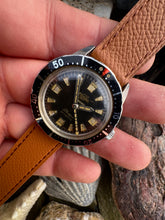 Load image into Gallery viewer, 1959 (approx) Vintage Enicar Sherpa Divette – Super Compressor