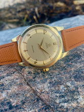 Load image into Gallery viewer, 1952 Omega Seamaster ”beefy lugs” *SERVICED*