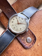 Load image into Gallery viewer, 1940’s Girard Perregaux from the Korean war, read the amazing history