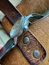 Load image into Gallery viewer, 1940’s Girard Perregaux from the Korean war, read the amazing history
