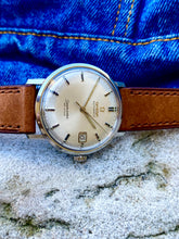 Load image into Gallery viewer, 1966 Omega Automatic Seamaster Deville rare dial *SERVICED*