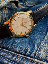 Load image into Gallery viewer, 1952 Crazy Omega automatic Seamaster ”bumper” original buckle and strap *SERVICED*