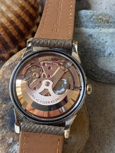 Load image into Gallery viewer, 1961 Omega Constellation ”Pie-Pan” 14900 *SERVICED*