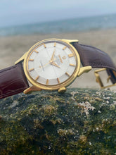 Load image into Gallery viewer, 1963 Amazing Omega Constellation ”Pie-Pan” (167.005)