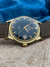 Load image into Gallery viewer, 1963 Rare Omega Constellation ”Pie-Pan” black original dial *SERVICED*