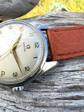 Load image into Gallery viewer, 1959 Rare Omega ”Seachero” ref. 2996 1 with big numbers