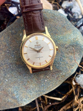 Load image into Gallery viewer, 1963 Amazing Omega Constellation ”Pie-Pan” (167.005)