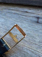 Load image into Gallery viewer, 1964 Incredable Omega Seamaster Deville with "Linen dial" *SERVICED*