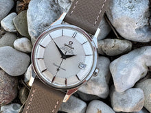 Load image into Gallery viewer, 1966 AMAZING unpolished Omega Constellation ”Pie-Pan” onyx *SERVICED*