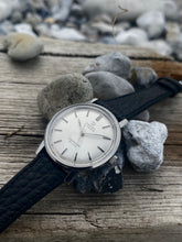 Load image into Gallery viewer, 1960’s Uncommon Omega Automatic Seamaster Deville ”Lady”. *SERVICED*