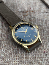 Load image into Gallery viewer, 1963 Rare Omega Constellation ”Pie-Pan” black original dial *SERVICED*