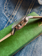 Load image into Gallery viewer, 1966 Rare Enicar Sherpa Super Divette ”T” with box and tag