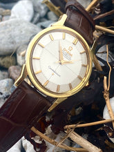 Load image into Gallery viewer, 1963 Amazing Omega Constellation ”Pie-Pan” (167.005)