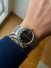 Load image into Gallery viewer, 1960 rare Omega Constellation ”Pie-Pan” with original bracelet *SERVICED*