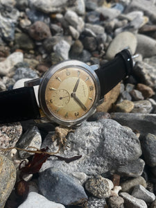 1950’s two tone Eterna with ”fat case” design. *SERVICED*