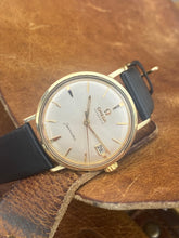 Load image into Gallery viewer, 1960 Omega Automatic Seamaster *SERVICED*