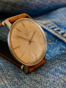 1960’s rare Universal Geneve ”Compact” ultra thin