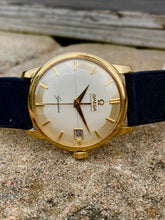 Load image into Gallery viewer, 1960 Omega Automatic Geneve (rare Italic dial) in solid 18k case *SERVICED*