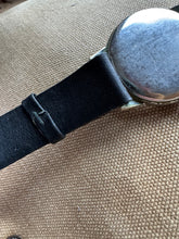 Load image into Gallery viewer, 1940’s Girard Perregaux from the Korean war, read the amazing history