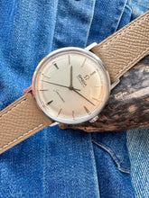 Load image into Gallery viewer, 1962 Rare Omega automatic Seamaster "Pre-Deville" with Tapestry dial, ref. 14765 *SERVICED*