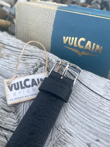 1960s Vulcain ”Cricket” with original box, buckle and strap. Near NOS. *SERVICED*
