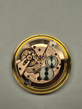Load image into Gallery viewer, 1964 Incredable Omega Seamaster Deville with "Linen dial" *SERVICED*