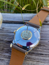 Load image into Gallery viewer, 1961 Omega Constellation ”Pie-Pan” 14900 *SERVICED*