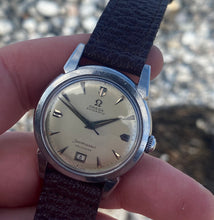 Load image into Gallery viewer, 1951 Omega Seamaster date at six *SERVICED*
