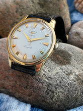 Load image into Gallery viewer, 1955 Longines Conquest original box, paper, strap and buckle *SERVICED*