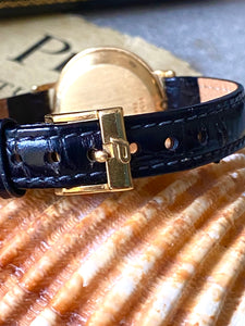 1975 Piaget in 18k solid gold with box, cert and 18k gold Piaget buckle